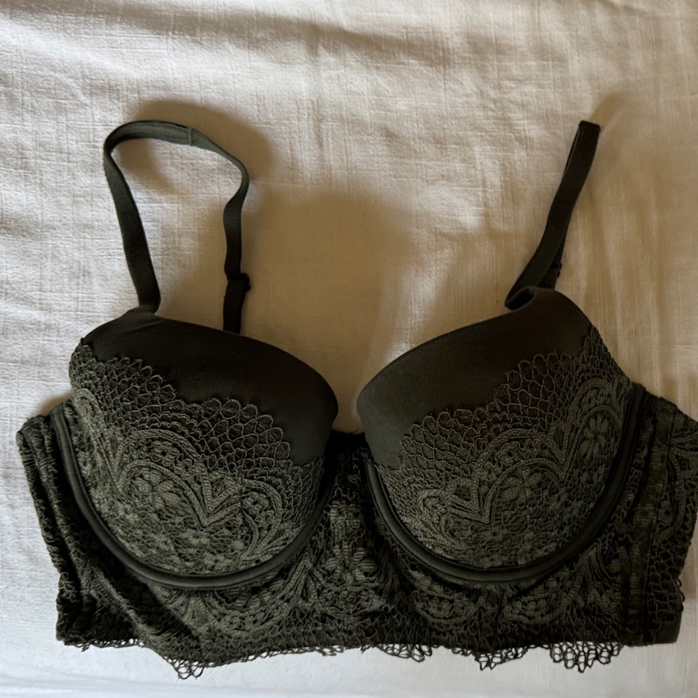 Victoria's Secret Dark Lace Bra